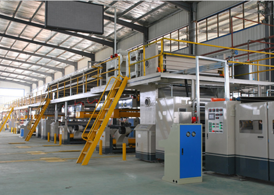 Chiny 5-warstwowy automat do produkcji tektury falistej formujący linię produkcyjną dostawca