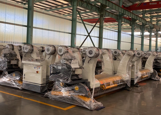 Chiny Bezwałowa hydrauliczna młyn rolkowy Stojak do produkcji pudeł z tektury falistej Długa żywotność dostawca